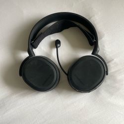 Steelseries Arctis 5 Headphones