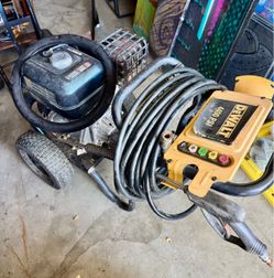 DEWALT 4400 PSI 4.0 GPM Gas Pressure Washer powered by a commercial CRX 420cc engine.