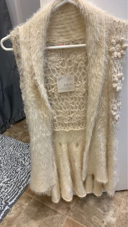 Sweater vest