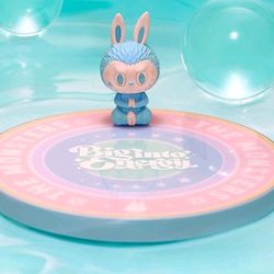 Labubu Big Into Energy Charging Pad