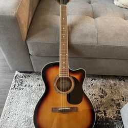 Mitchell’s Acoustic Guitar 