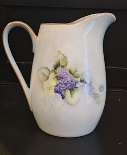 Vintage/Antique Creamer
