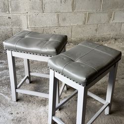 Bar stools grey set of 2