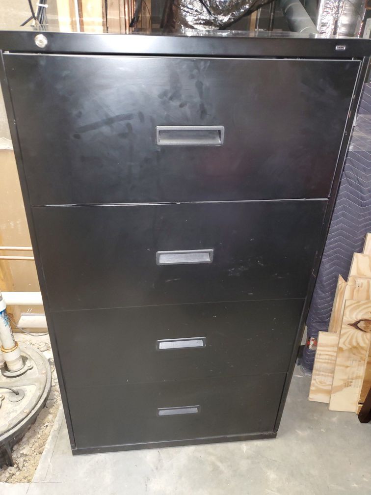 4 drawer lateral file cabinet