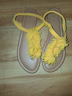 Size 9 Women's Shoes (4pairs)