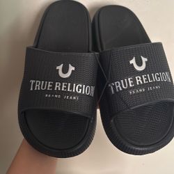 TRUE RELIGION slides 