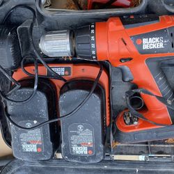 drill Black & Decker 18v Cordless Drill with 2 Rechargeable Batteries