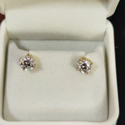 Gold Earing 