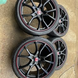 2018 Honda Civic Type R Rims and Tires 