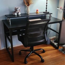 Black Desk Set