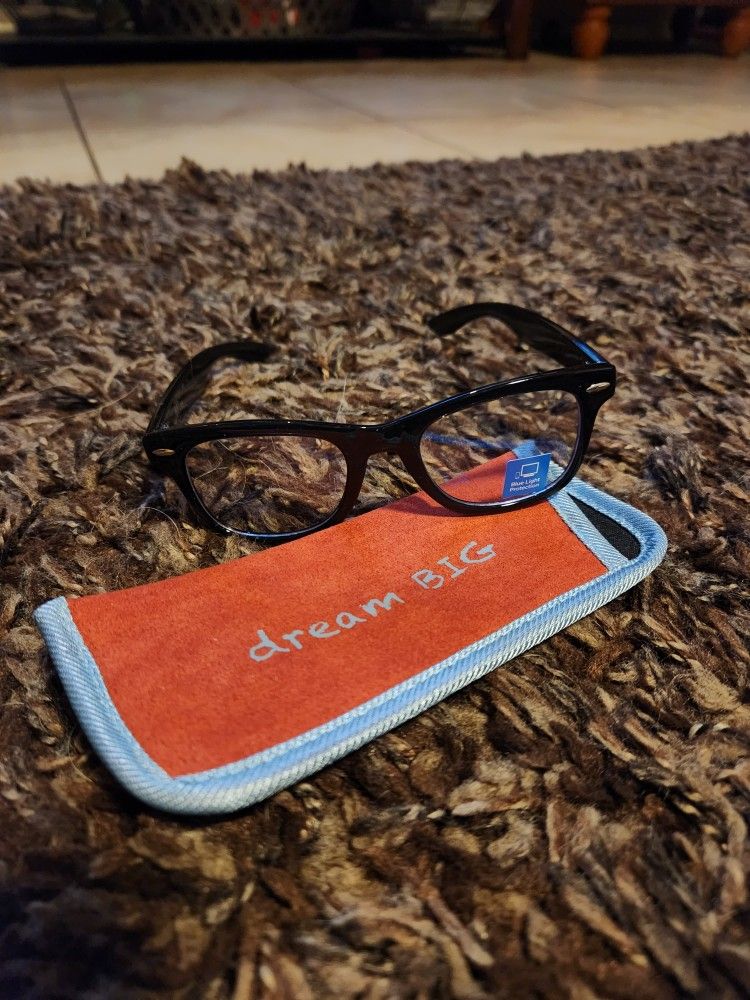 NEW Kids Blue Light Glasses