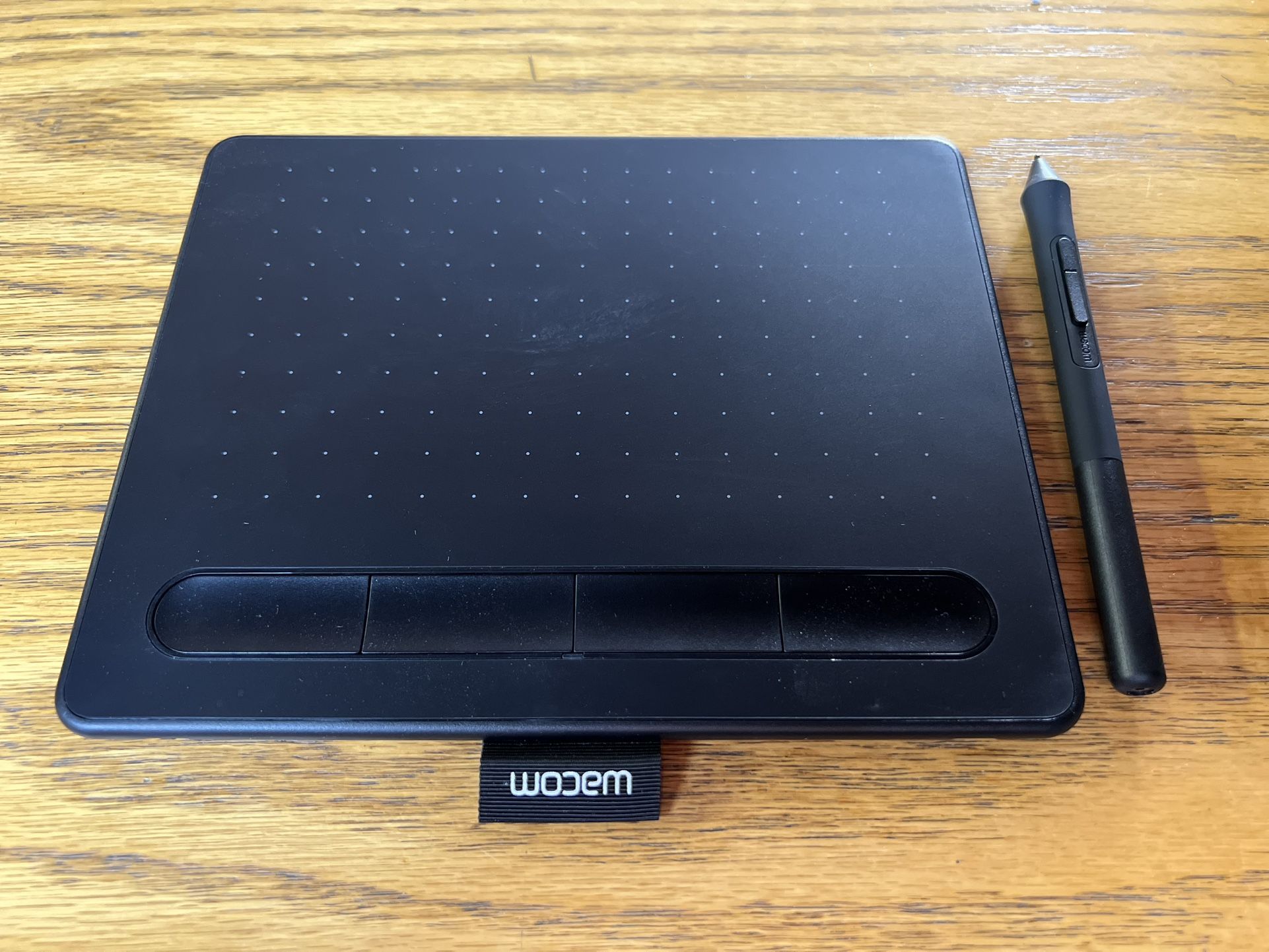 Wacom Intuos small black pen and tablet for digital art