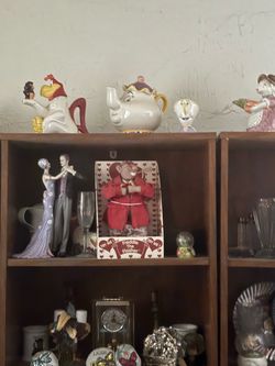 Cookie jars displays vintage