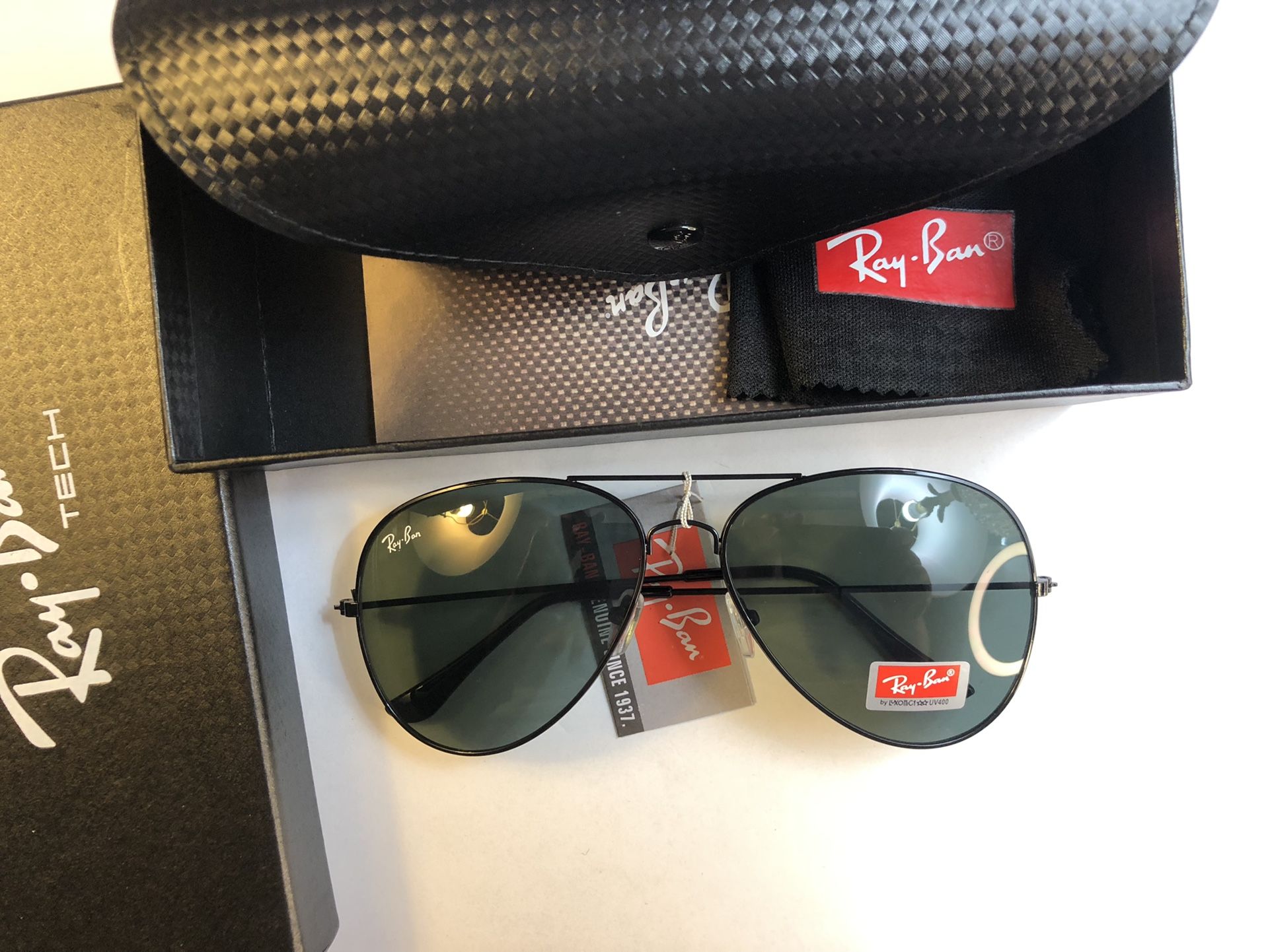 Generic Sunglasses With Case