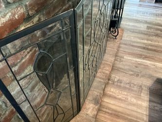 Fireplace screen glass
