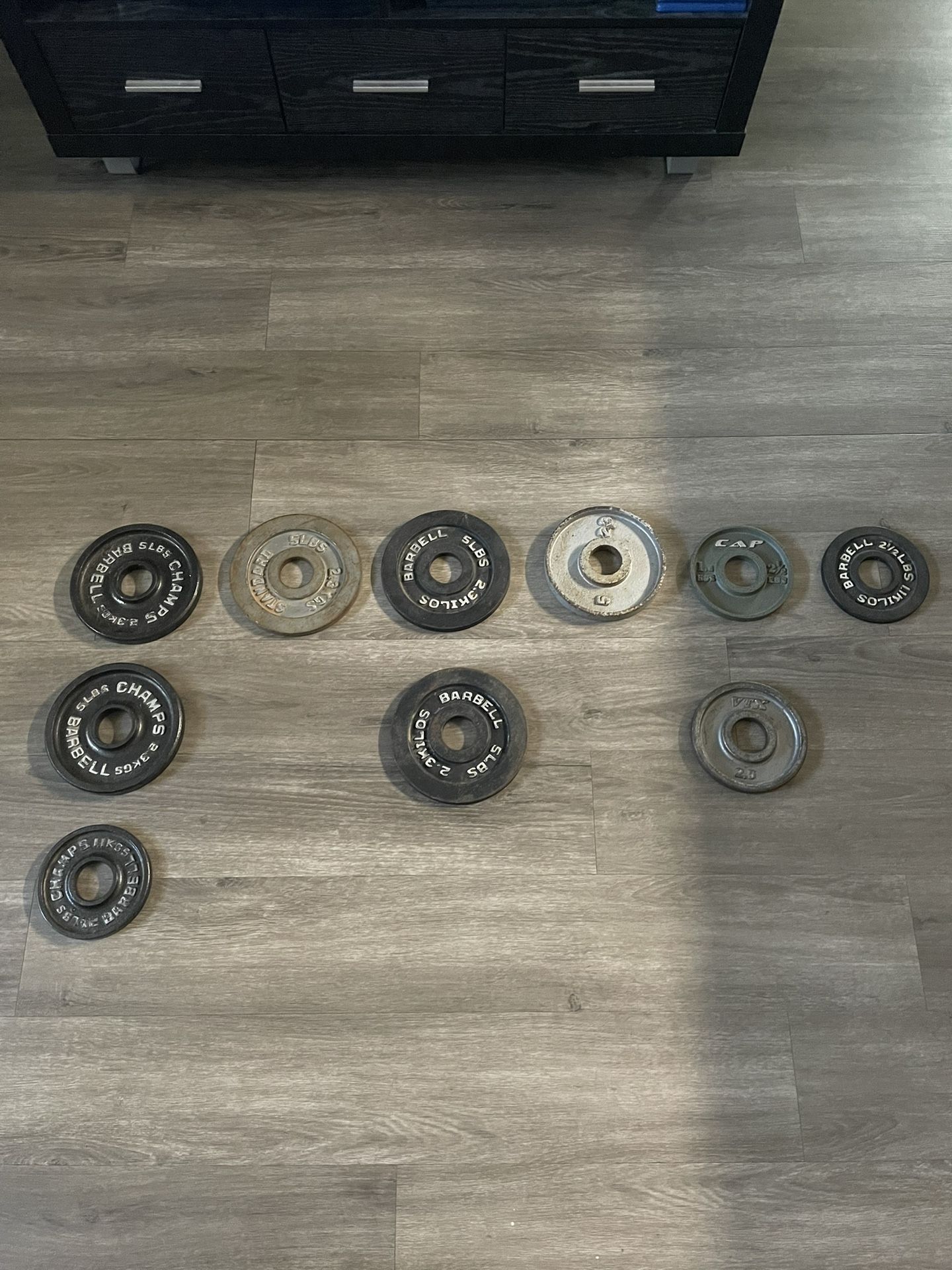 Plates/2-Inch Hole