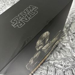 Hot Toys of the Mandalorian and Grogu for sale or exchange 