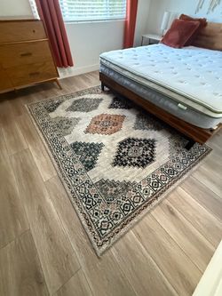 5' x 7' Southwest Style Area Rug