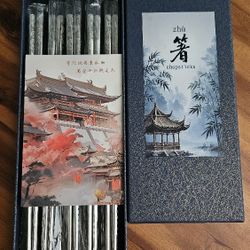 Metal Chopsticks Reusable 18/8 Stainless Steel Chopsticks Multipack Dishwasher Safe Chop Sticks Cute Laser Engraved Non-slip Japanese Korean Chopstick