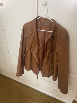 Leather jacket ladies size: L…$5.00