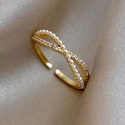 Fashion Luxury Trendy Finger Gold Plated Ring.
