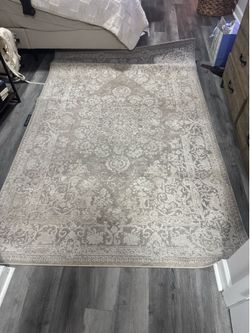 Elegant ivory vintage carpet 6x9