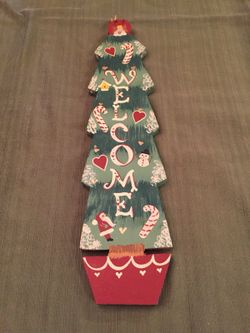 Wood Christmas Tree Welcome Sign