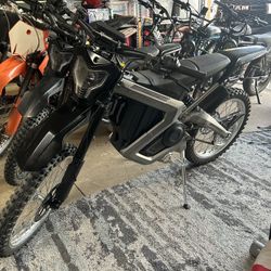 Rawrr Mantis 72 Volt 