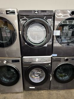 Brand new Samsung Black Stainless steel front load washer and gas dryer set