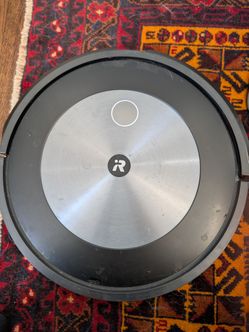 iRobot Roomba j7+ (7550) Self-Emptying Robot Vacuum