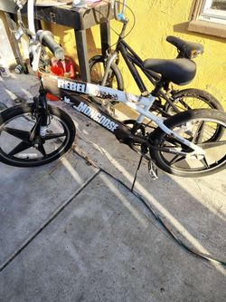 Mongoose bike