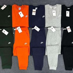 Nike Sweatsuits 