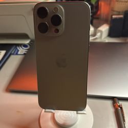 iPhone 16 Pro Max 256 GB Only At&T Or Trade Galaxy S25 Ultra 