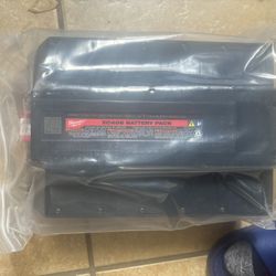 Milwaukee Mx Fuel Redlithium XC406 Battery Pack (brand new)