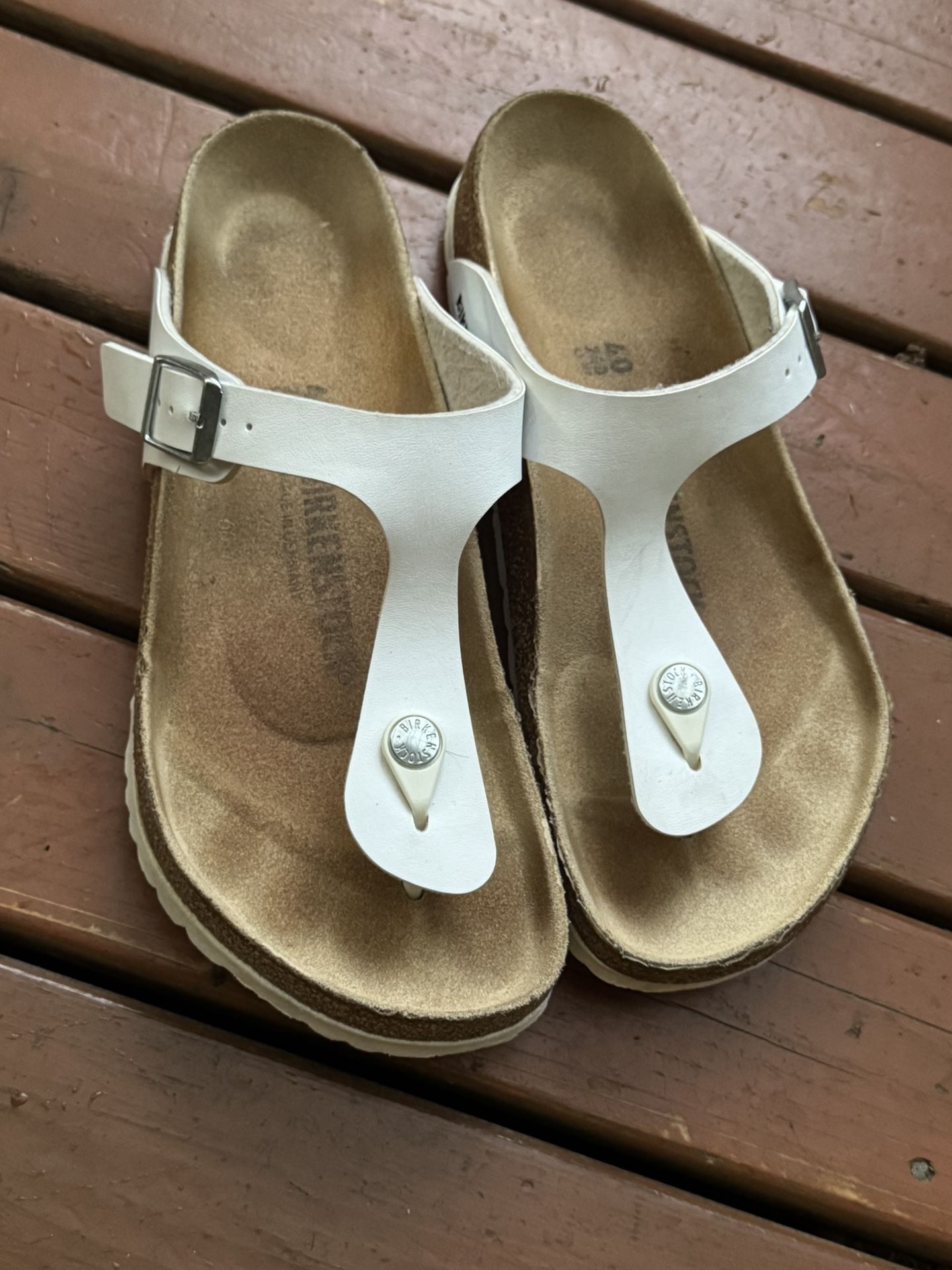 Birkenstock white thong sandal 40