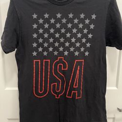 USA Men’s Short Sleeve Black T-shirt - Size Medium 