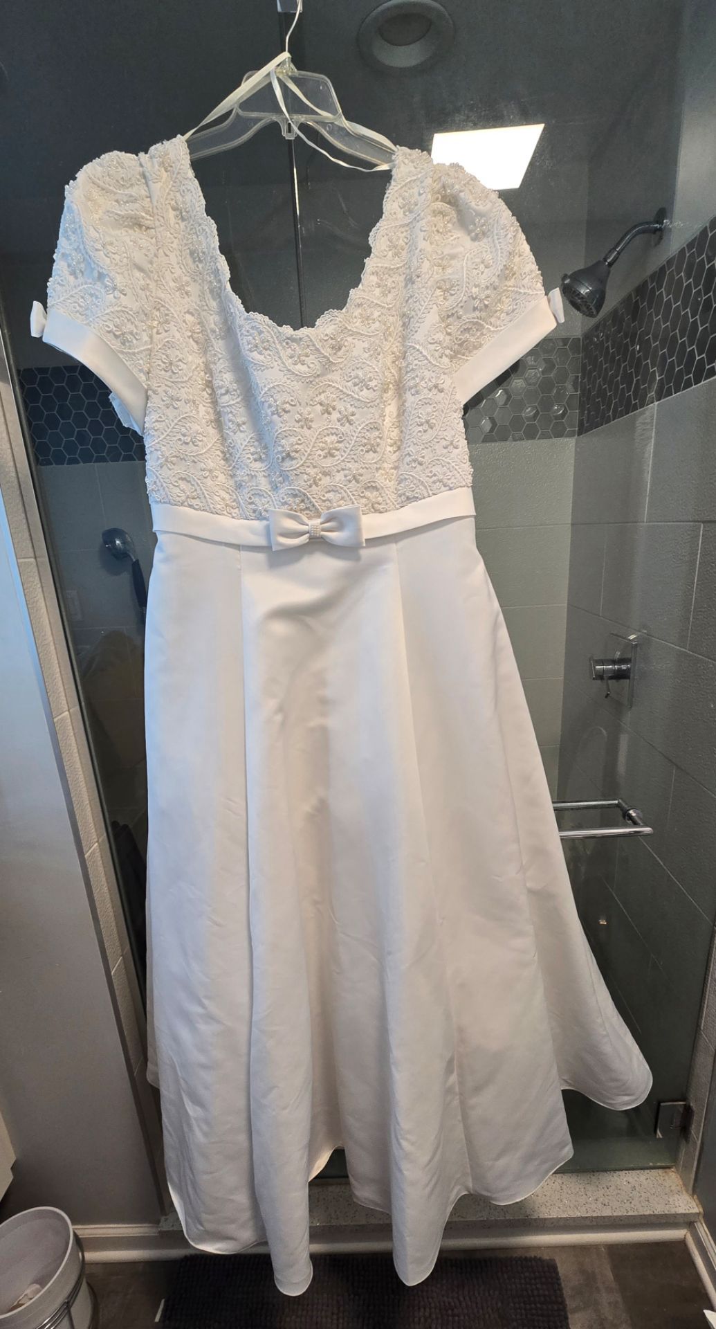 Wedding Dress / Gown A-line Plus Sized 22W