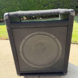 Crate BT100 Bass Amp Cabinet Only