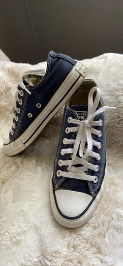 Converse Women’s Sz 7