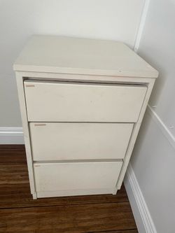 Wood night stand