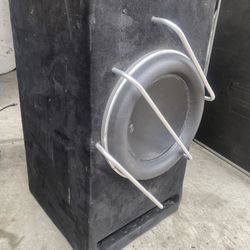 JL audio 12w7ae 12” Subwoofer With Original JL Audio Ported Box Works Good $400 Firm  Can test before purchase. Sounds good. Had foam replaced. Excell