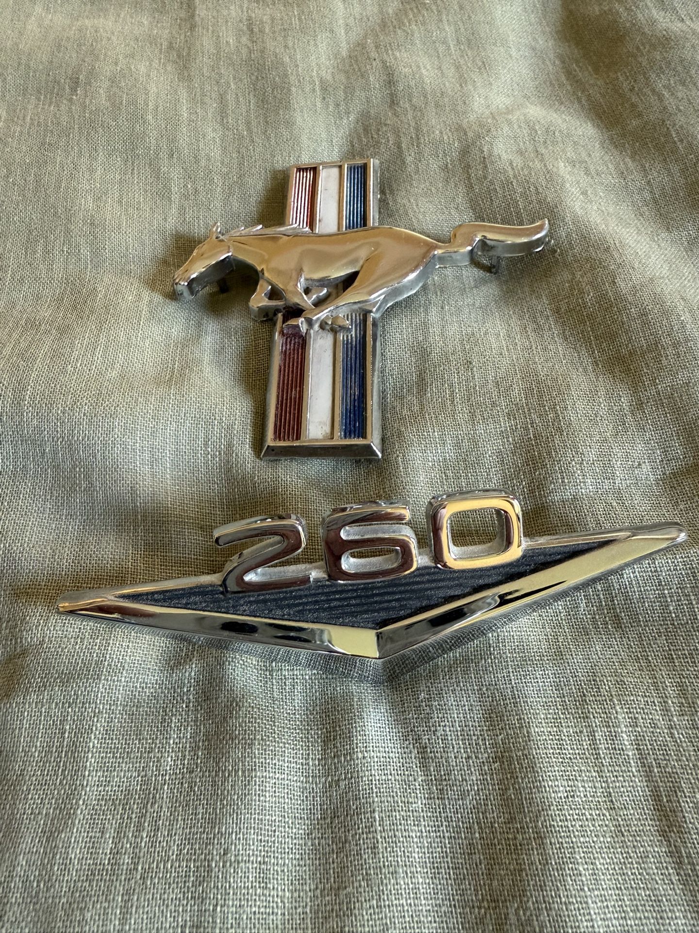 Mustang Emblems
