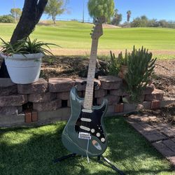Fender Stratocaster American Professional 2018 antique Olive Green 
