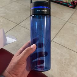 Water Bottle & Bloetooth Speaker