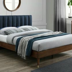 Vance Linen / Wood Navy King Bed (3 Boxes)

