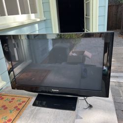 Panasonic TV 42”