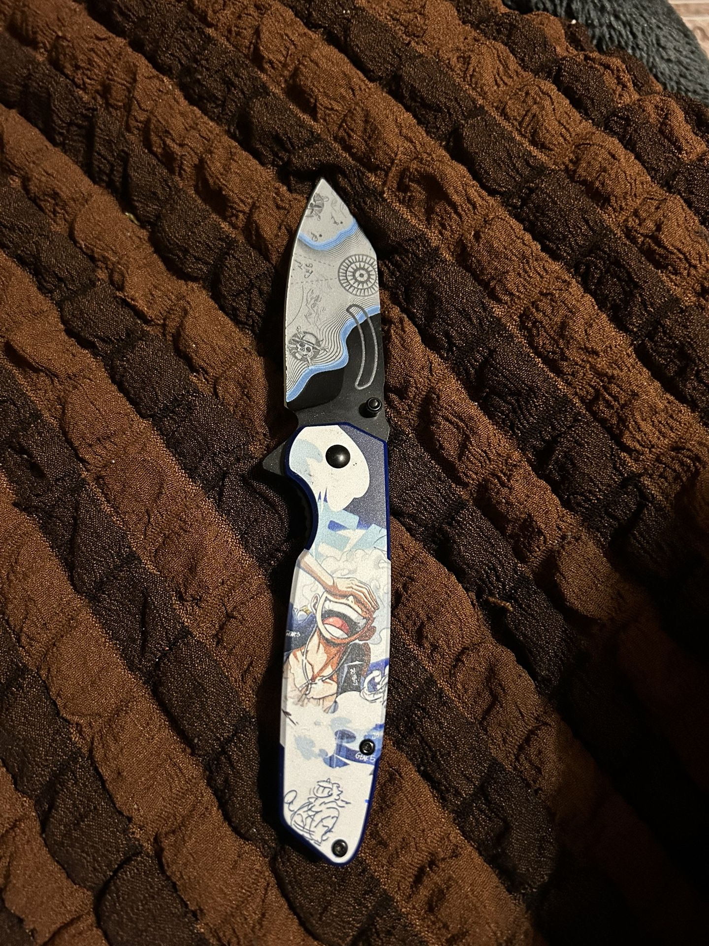 One Piece 5 Gear Knife