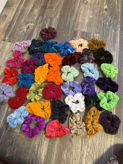 39 Scrunchies
