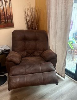 Lazy boy chair