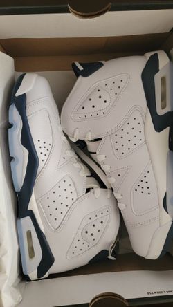 RETRO 6 MIDNIGHT NAVY